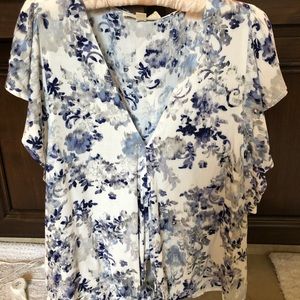 Lovestitch top—-NWT